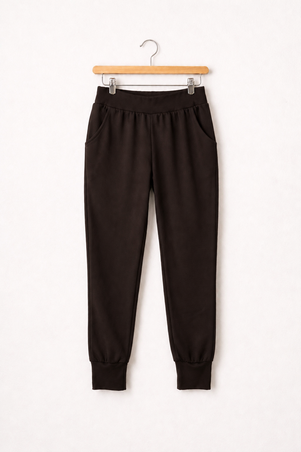 WH - Ladies'  Lakeside Joggers / Shorts (bark ECOVERO )